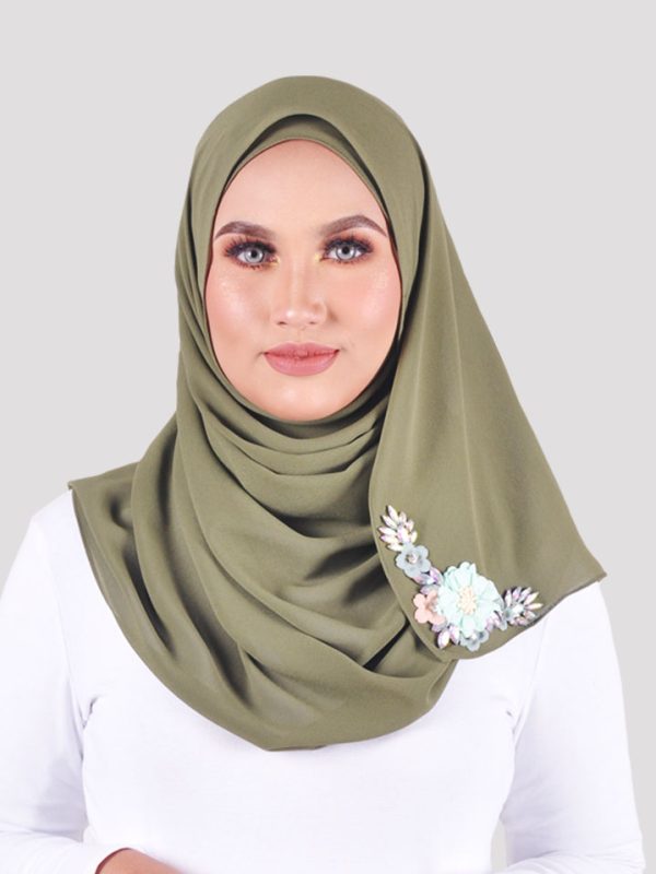 RIHANNA SHAWL – LICHE